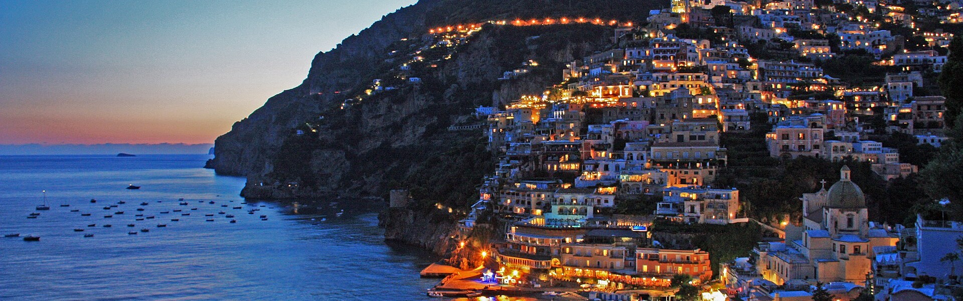 Πανοραμική θέα του Positano στην Ακτή Αμάλφι